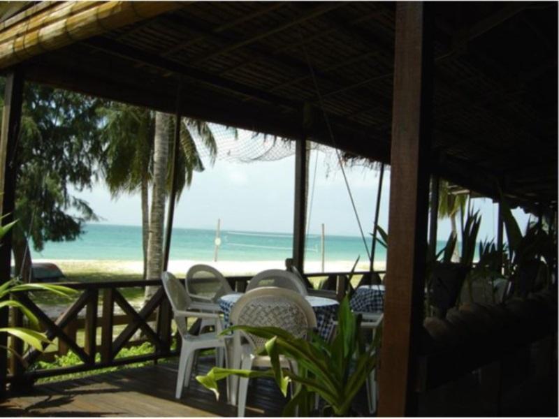 D'Coconut Island Resort Besar Island  Экстерьер фото